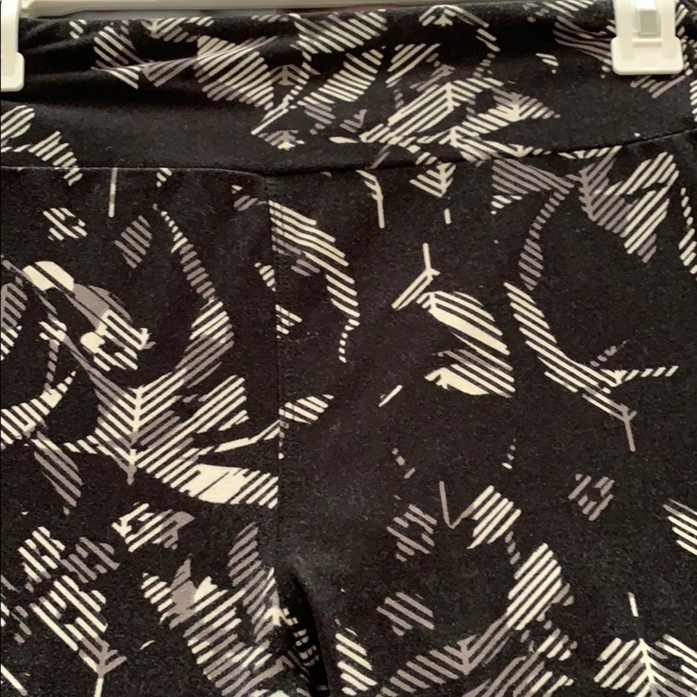LuLaRoe OS leggings - Picture 2 of 2